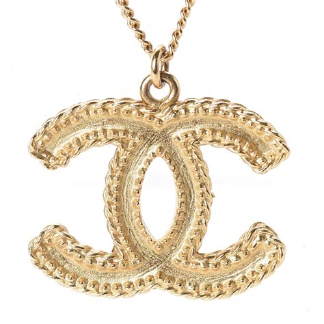 gold chanel cc necklace